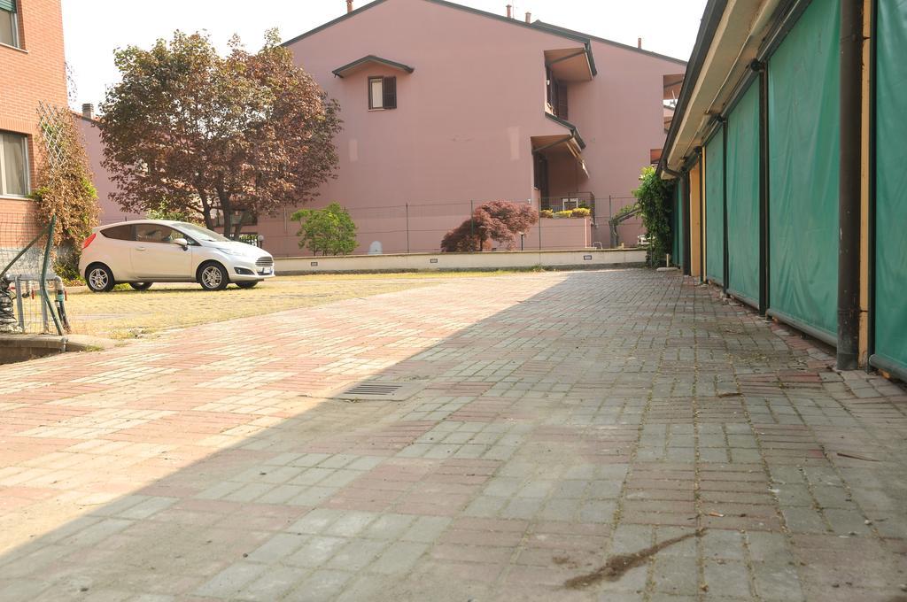 Borromeo Residenze Service S.A.S เปสเคียรา บอร์โรเมโอ ภายนอก รูปภาพ